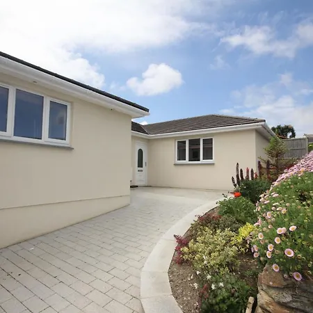 7 Porthilly View *